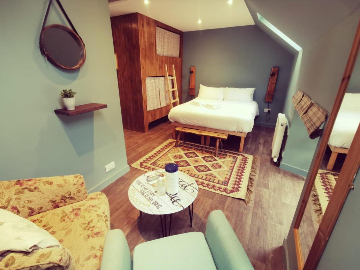 Хостел Comrie Croft Кріфф Екстер'єр фото